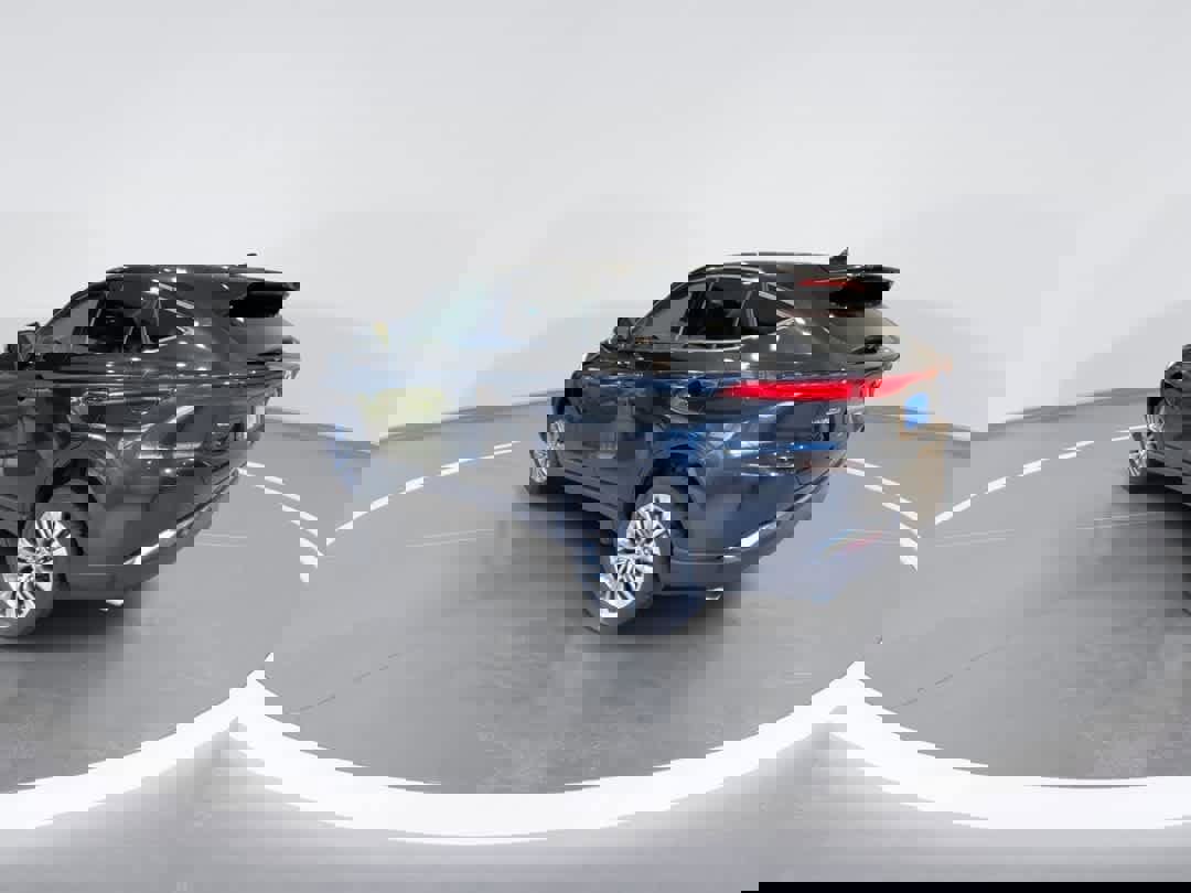 Used 2021 Toyota Venza Limited image 6