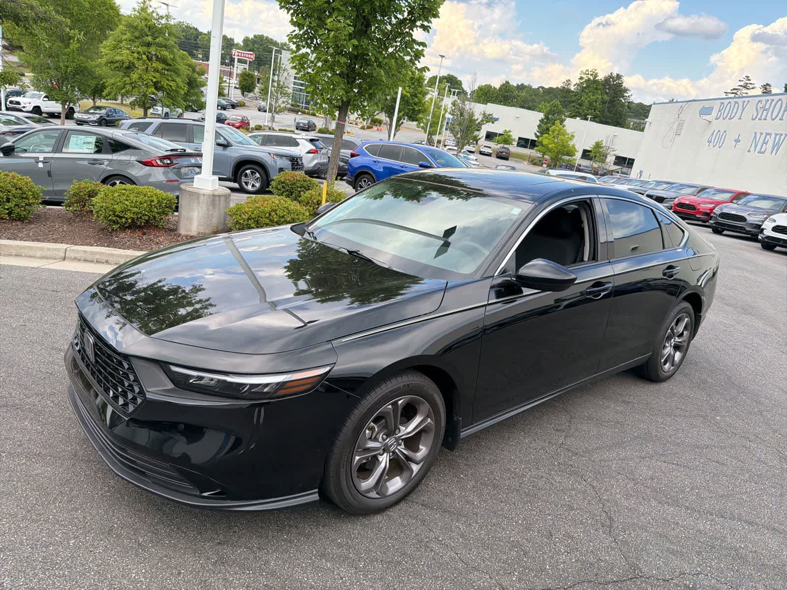Used 2024 Honda Accord EX image 5