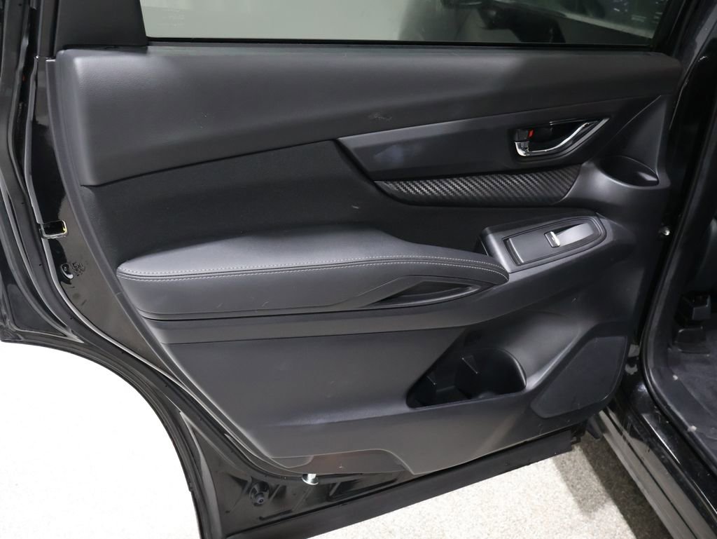 Used 2023 Subaru Ascent Premium w/ Convenience Package image 18