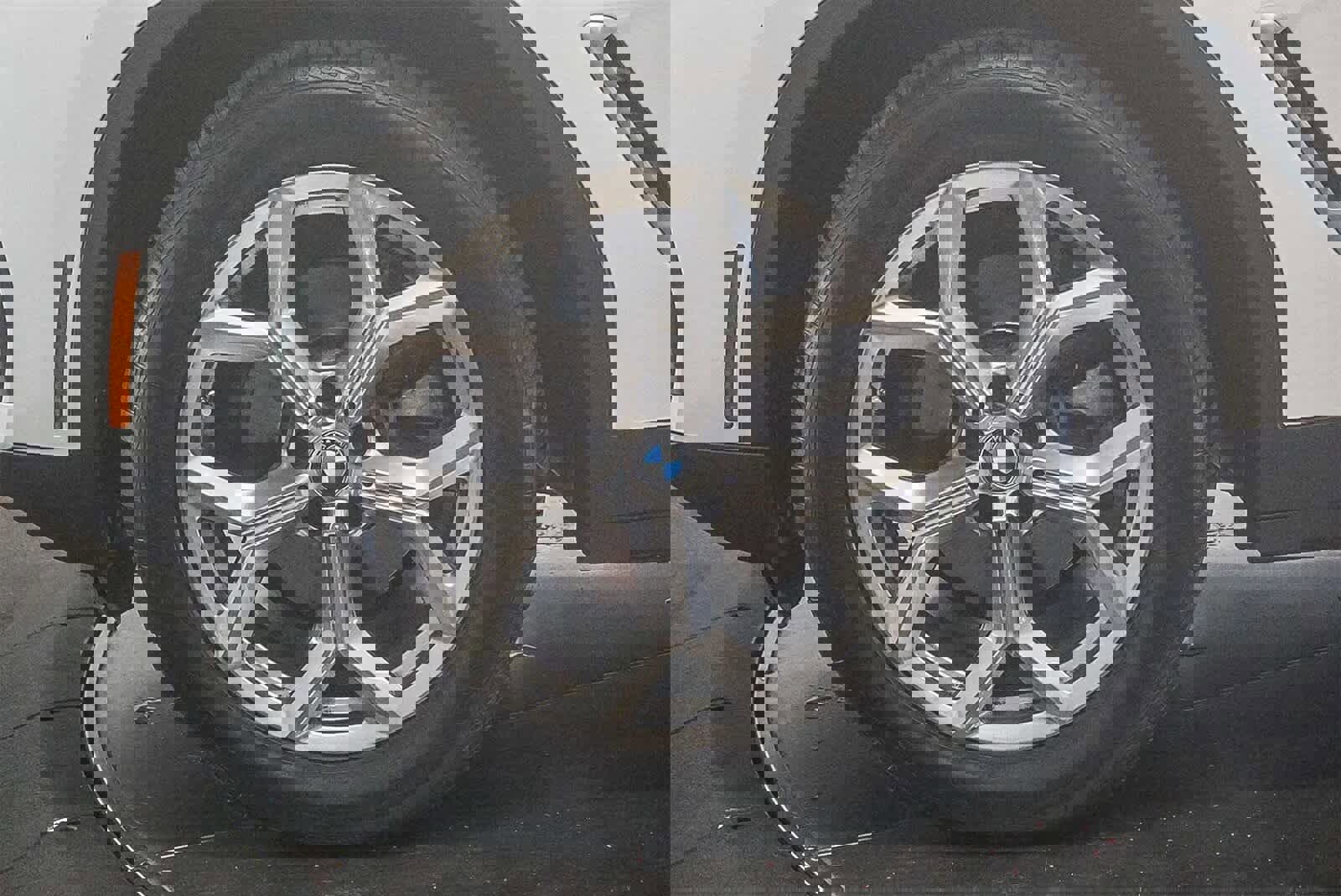 Used 2023 BMW X3 sDrive30i w/ Convenience Package image 9