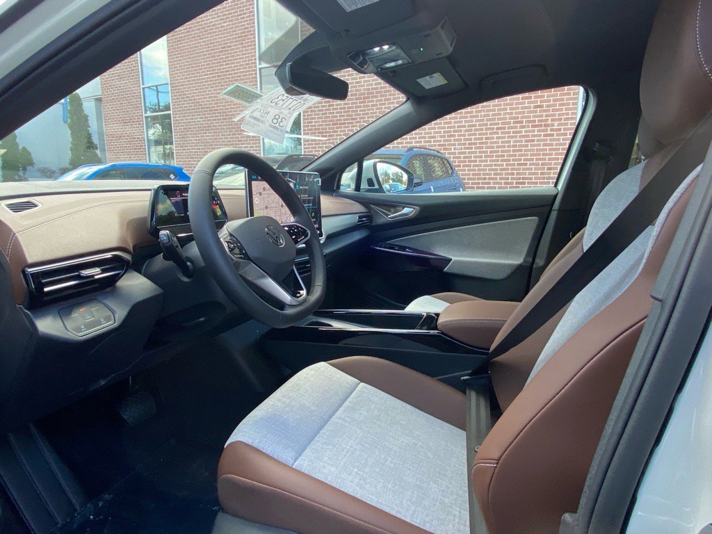 New 2025 Volkswagen ID.4 Pro image 7