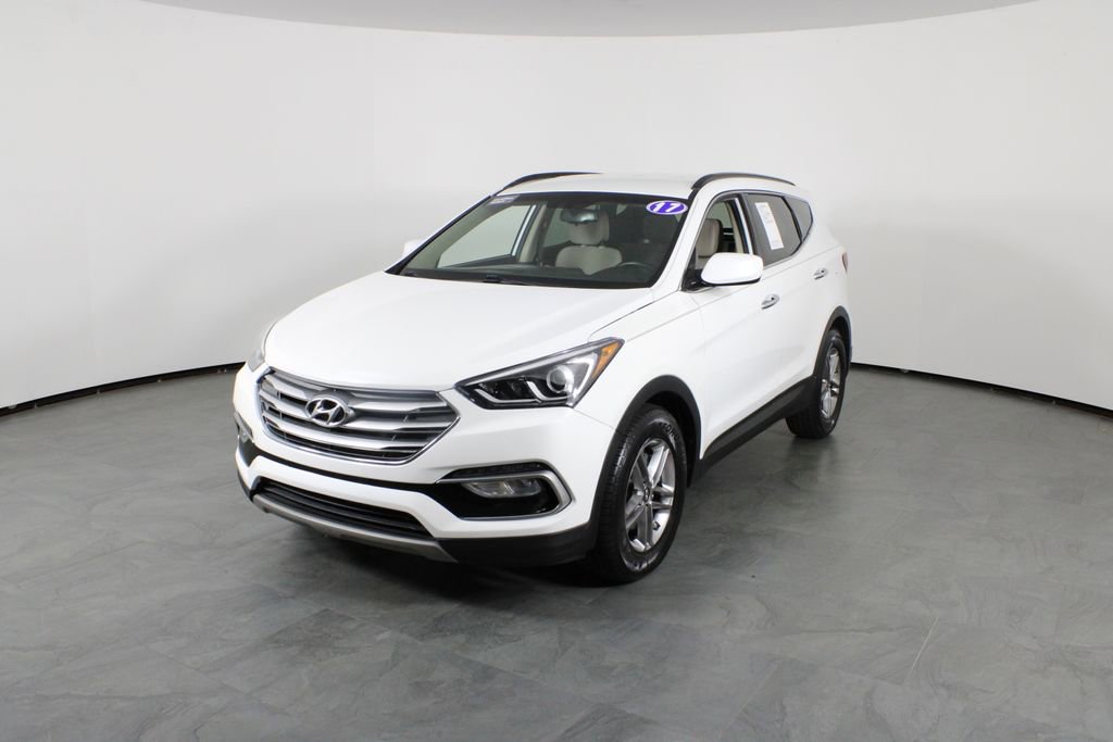 Used 2017 Hyundai Santa Fe Sport image 2