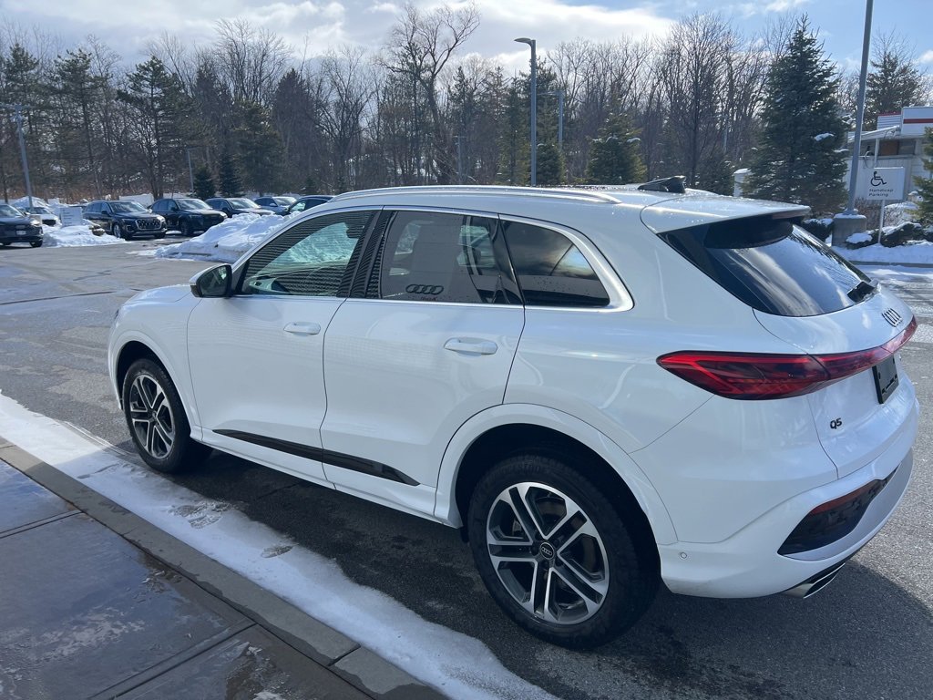 Certified 2025 Audi Q5 Premium w/ Convenience Package image 42