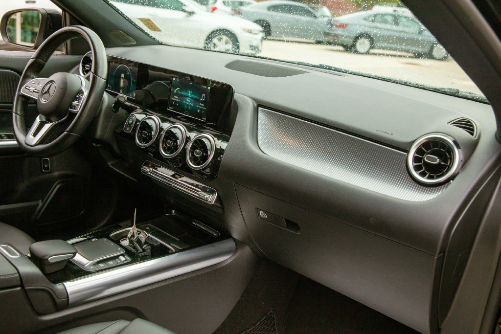 Used 2021 Mercedes-Benz GLA 250 image 11