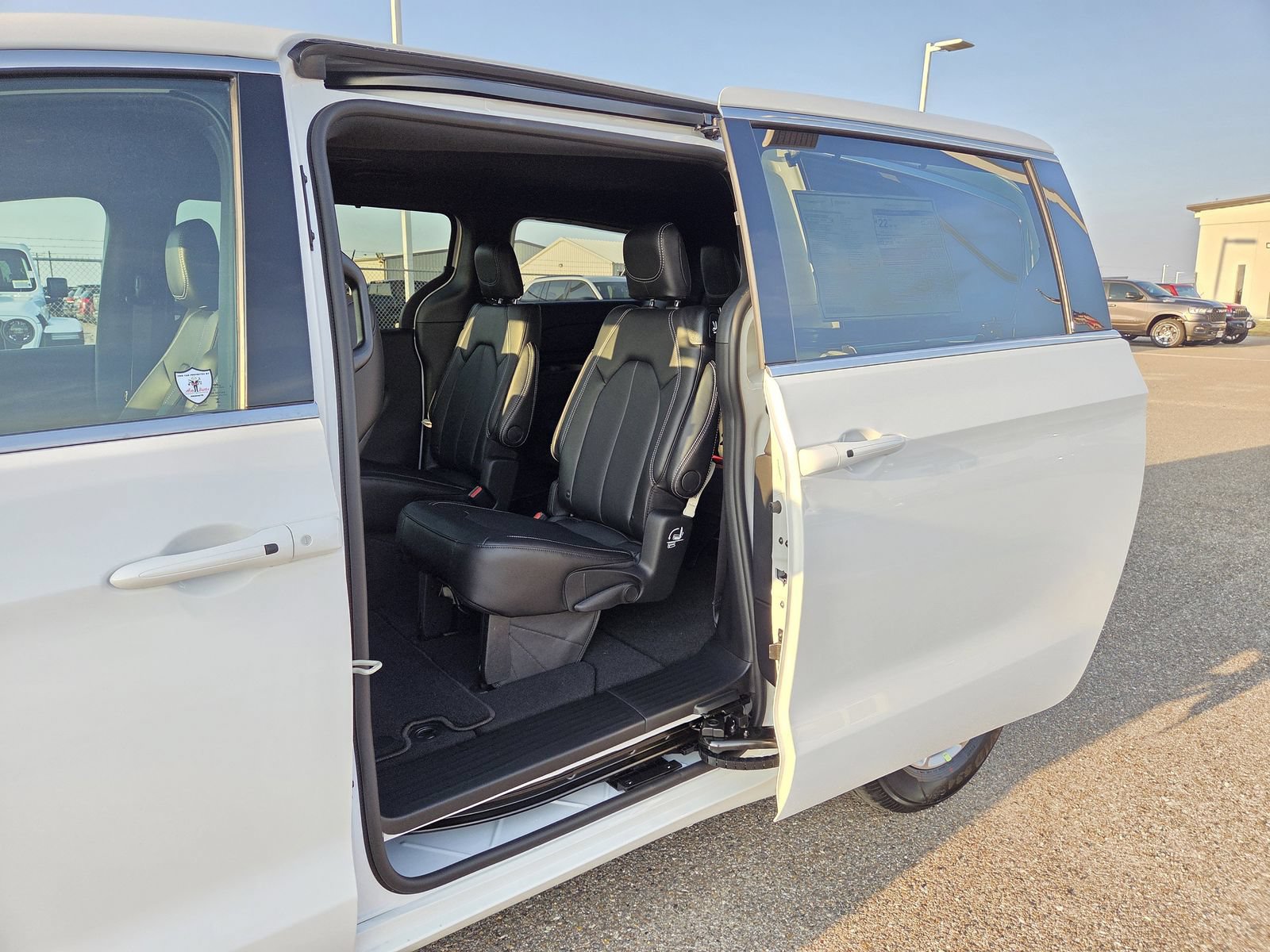 New 2026 Chrysler Voyager LX FWD image 13