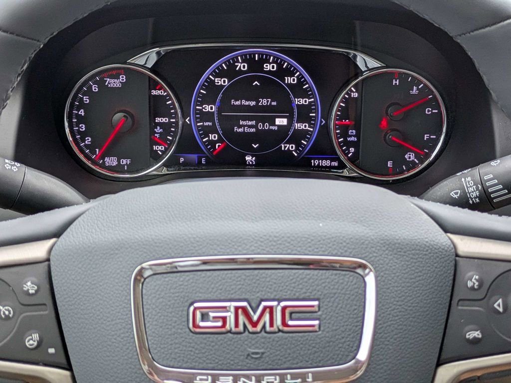 Used 2023 GMC Acadia Denali w/ Denali Ultimate Package FWD image 30