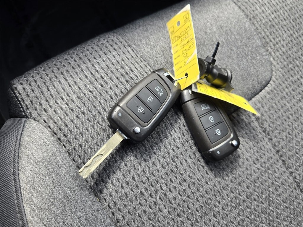 Used 2023 Hyundai Santa Fe SE image 21