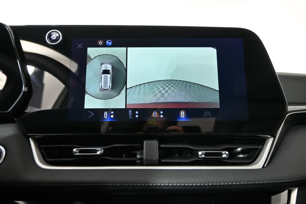 New 2026 Chevrolet Equinox LT w/ Convenience Package II image 28