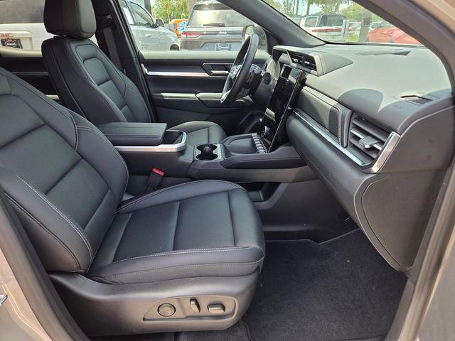 Used 2026 GMC Terrain Elevation w/ Elevation Premium Package image 15