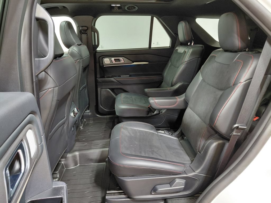 Certified 2025 Ford Explorer ST w/ Sun And Sound Package AWD/4WD image 44