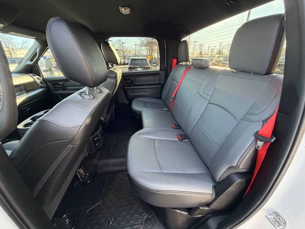 Used 2025 RAM 3500 Tradesman w/ Chrome Appearance Group image 18