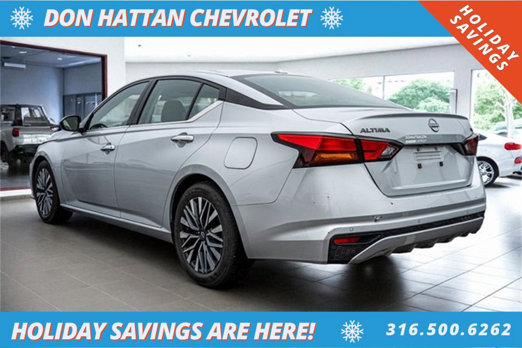 Used 2024 Nissan Altima 2.5 SV image 34