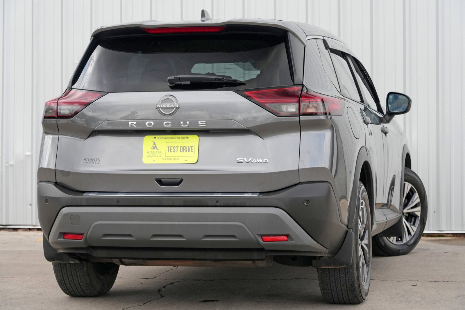 Used 2022 Nissan Rogue SV image 4