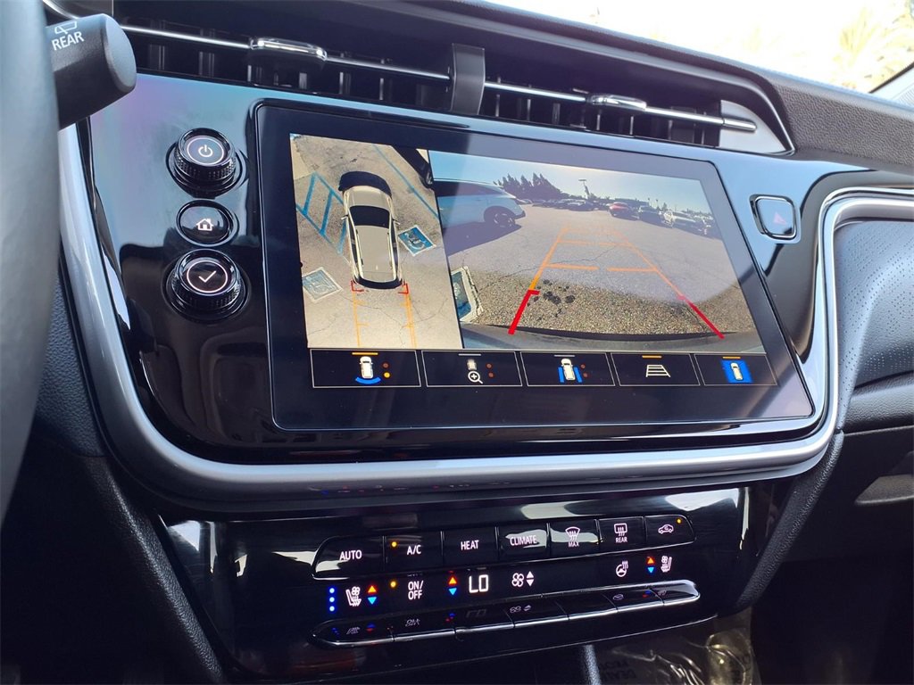 Used 2022 Chevrolet Bolt EUV Premier w/ Sun & Sound Package image 19