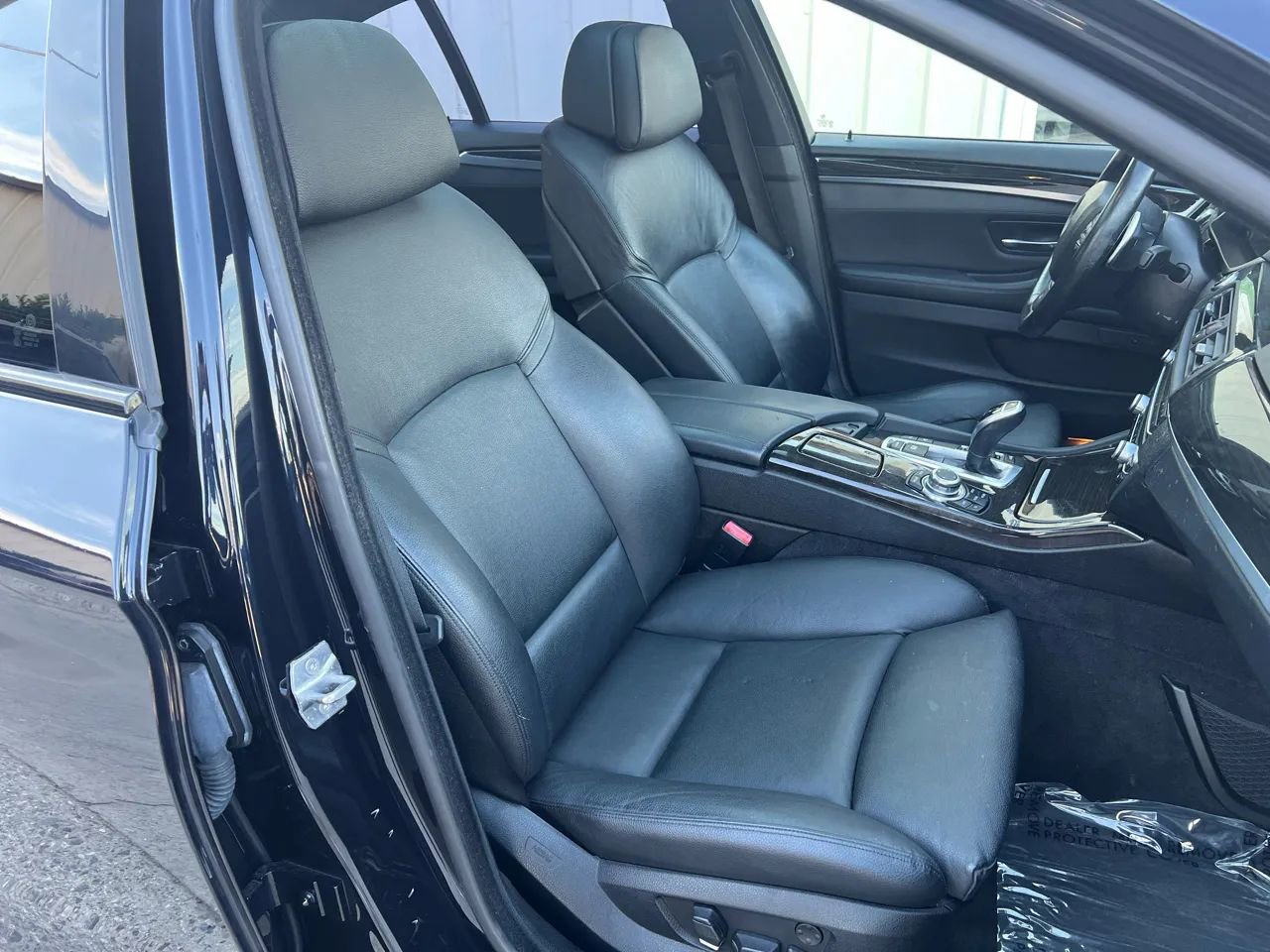 Used 2013 BMW 550i xDrive Sedan AWD/4WD image 32
