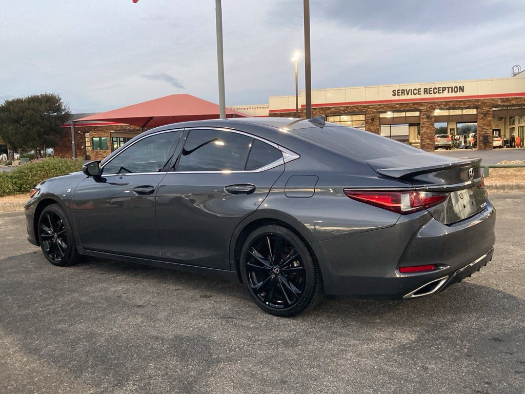 Used 2024 Lexus ES 350 F Sport w/ Accessory Package (Z2) FWD image 7