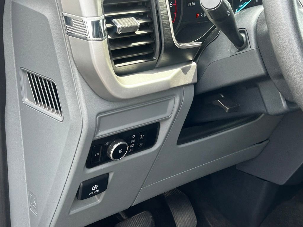 Used 2023 Ford F150 XLT w/ Trailer Tow Package image 14