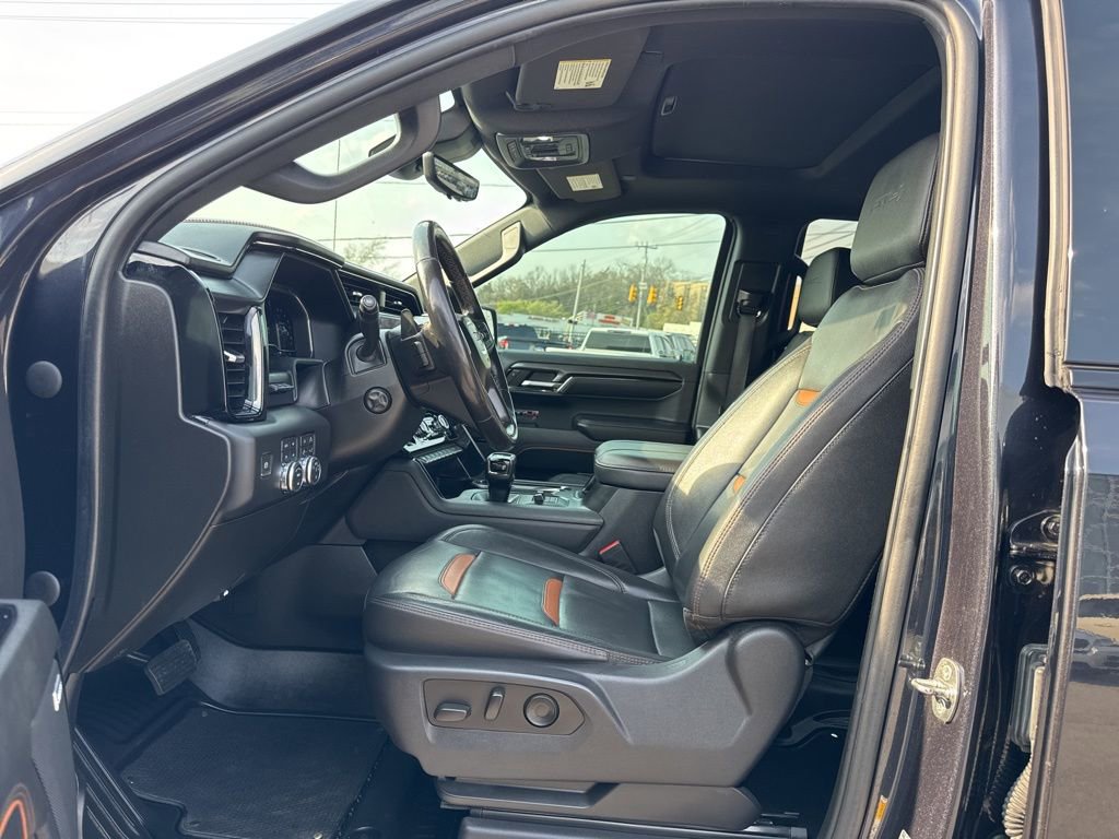 Used 2023 GMC Sierra 1500 AT4 w/ AT4 Premium Package image 15