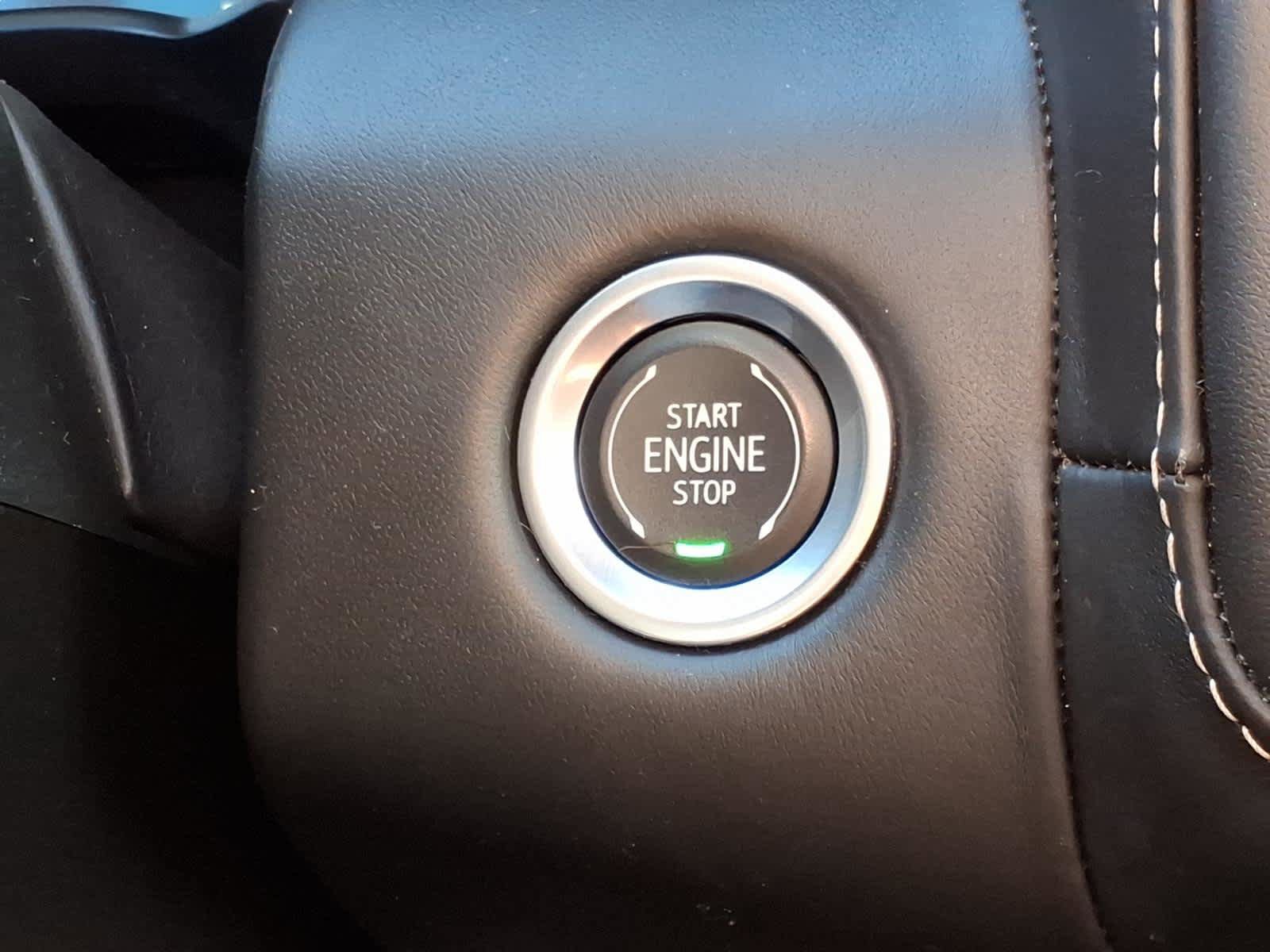 Certified 2024 GMC Yukon Denali Ultimate AWD/4WD image 12