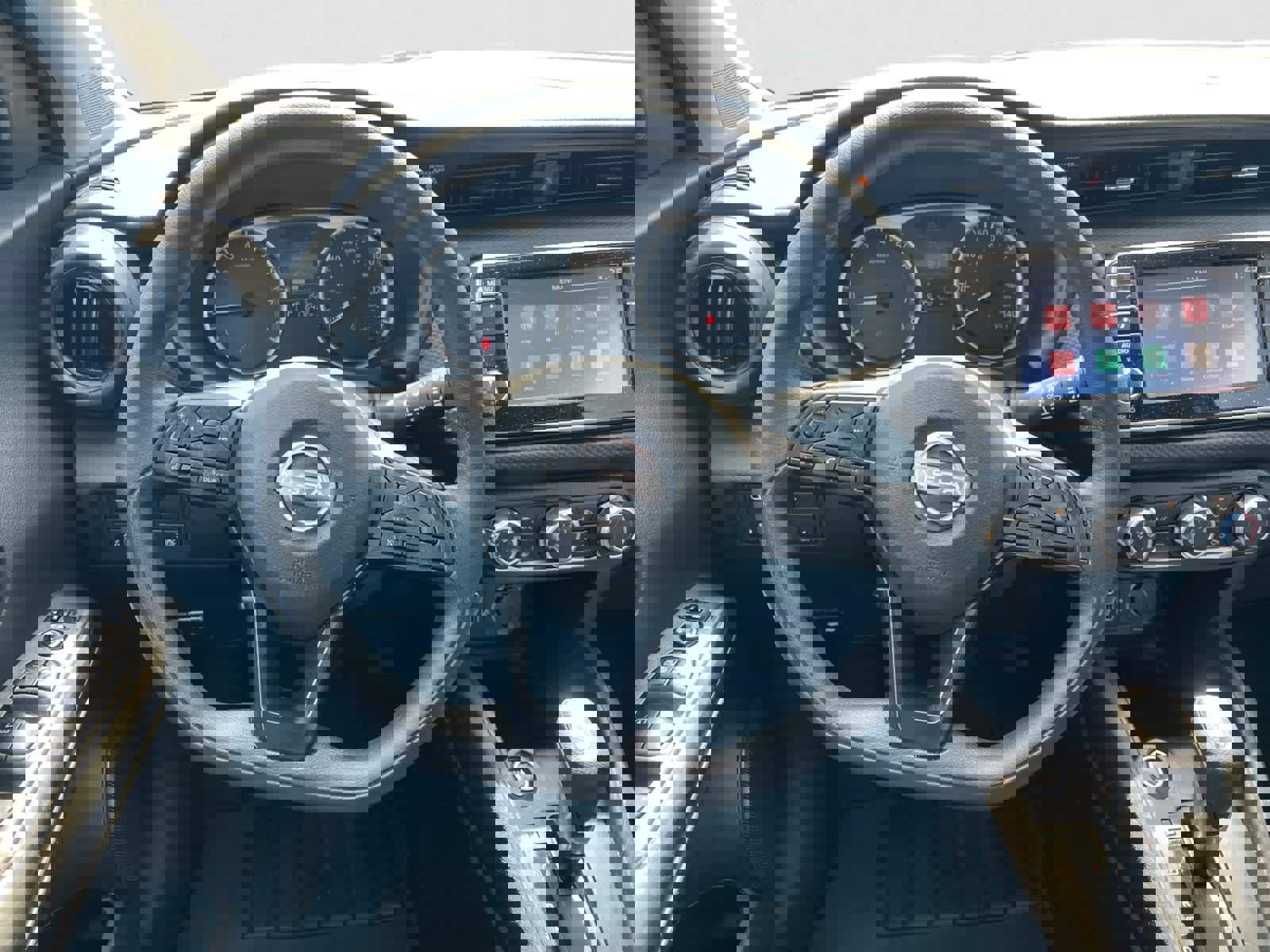 Certified 2024 Nissan Kicks S image 9