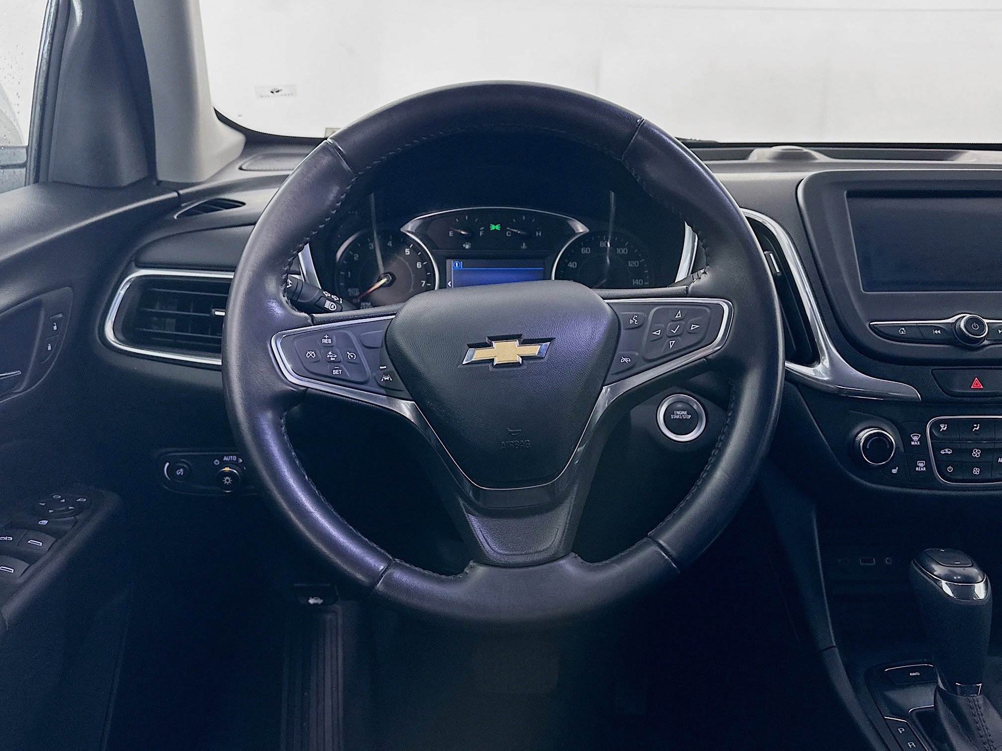 Used 2020 Chevrolet Equinox LT image 18