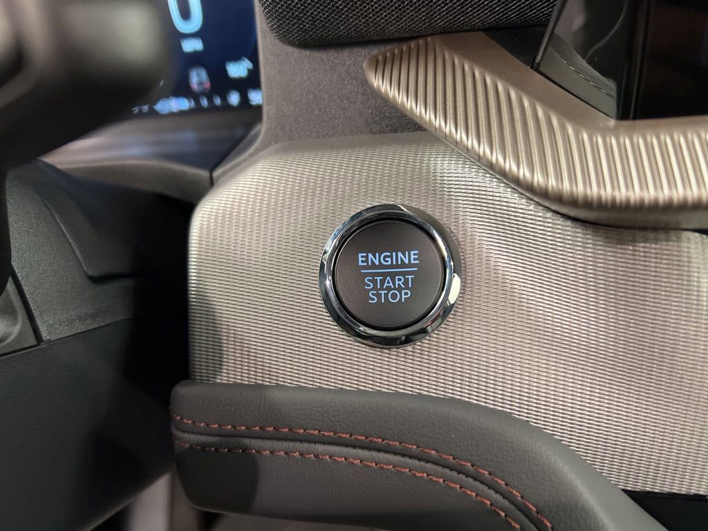 New 2026 Ford Explorer Active w/ Active Comfort Package image 17