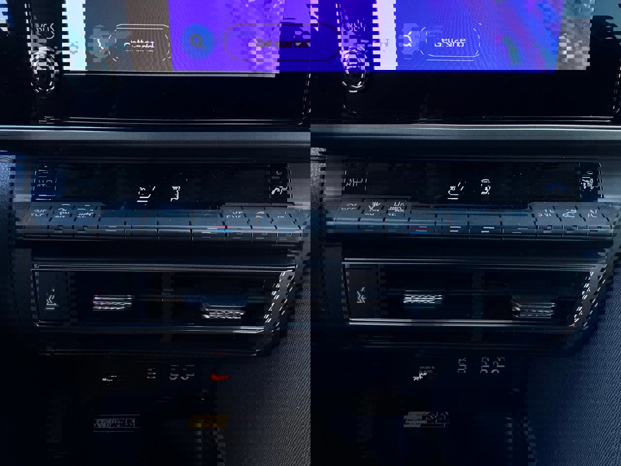 Used 2025 Toyota Camry LE image 26