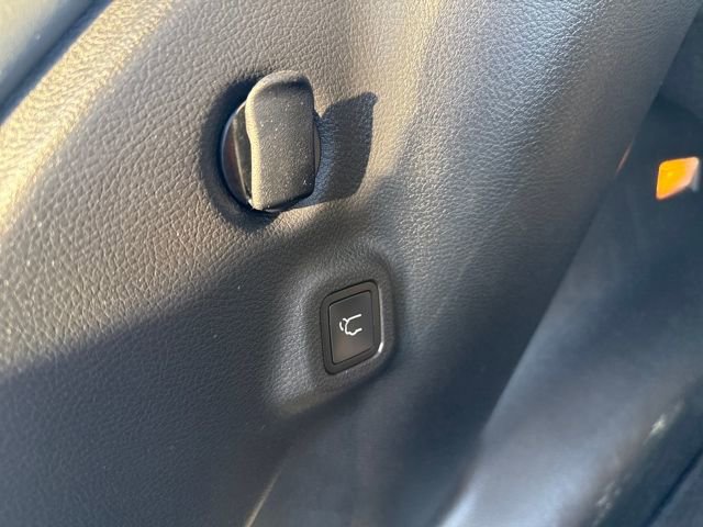 Used 2022 Jeep Compass Latitude w/ Sun and Sound Group image 45