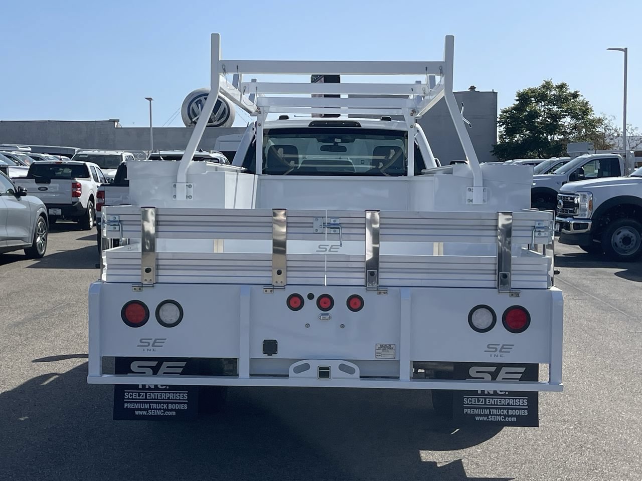 New 2024 Ford F550 2WD Regular Cab Super Duty w/ XL Chrome Package image 5