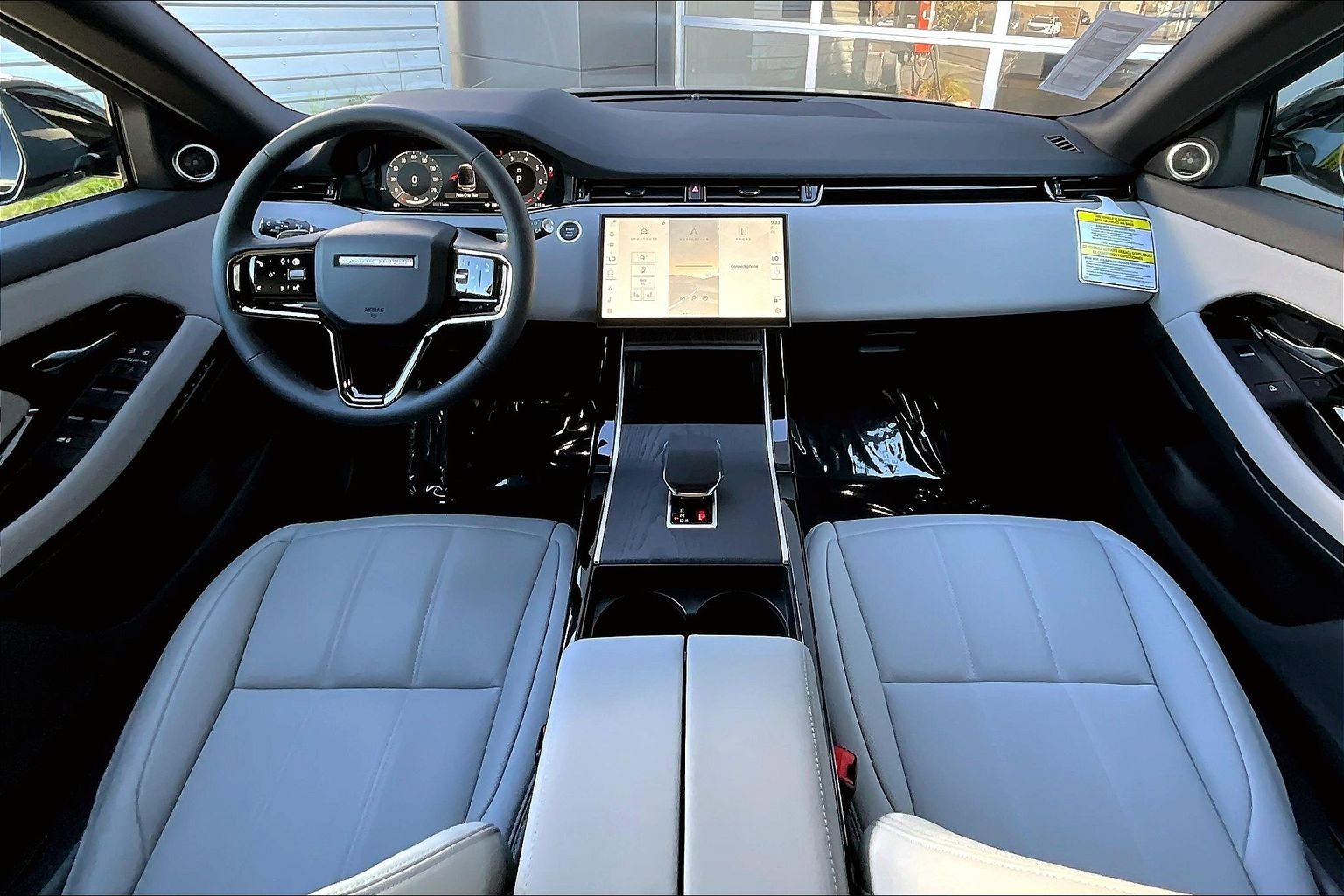 New 2026 Land Rover Range Rover Evoque S image 5