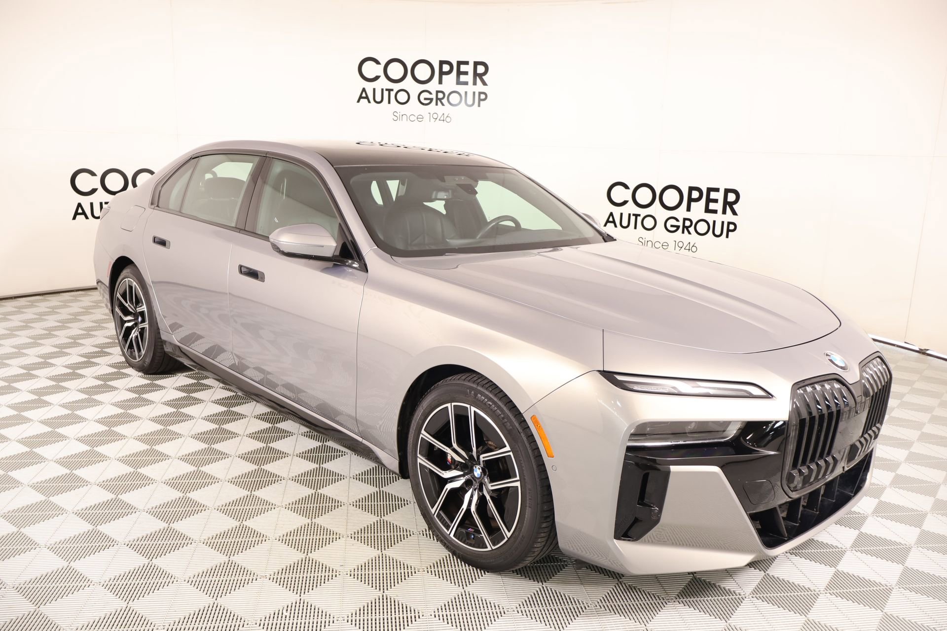 Certified 2023 BMW 740i RWD 360° Tour
