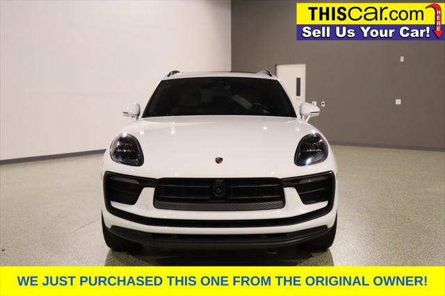 Used 2024 Porsche Macan AWD/4WD image 2