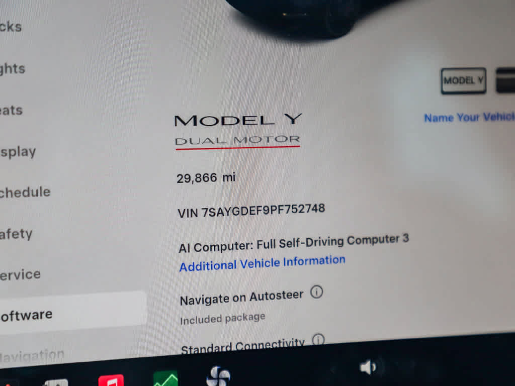 Used 2023 Tesla Model Y Performance AWD/4WD image 22