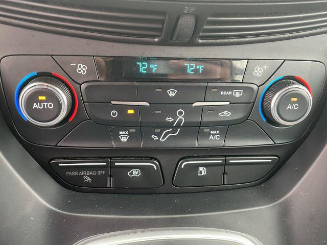 Certified 2017 Ford C-MAX Energi SE FWD image 20