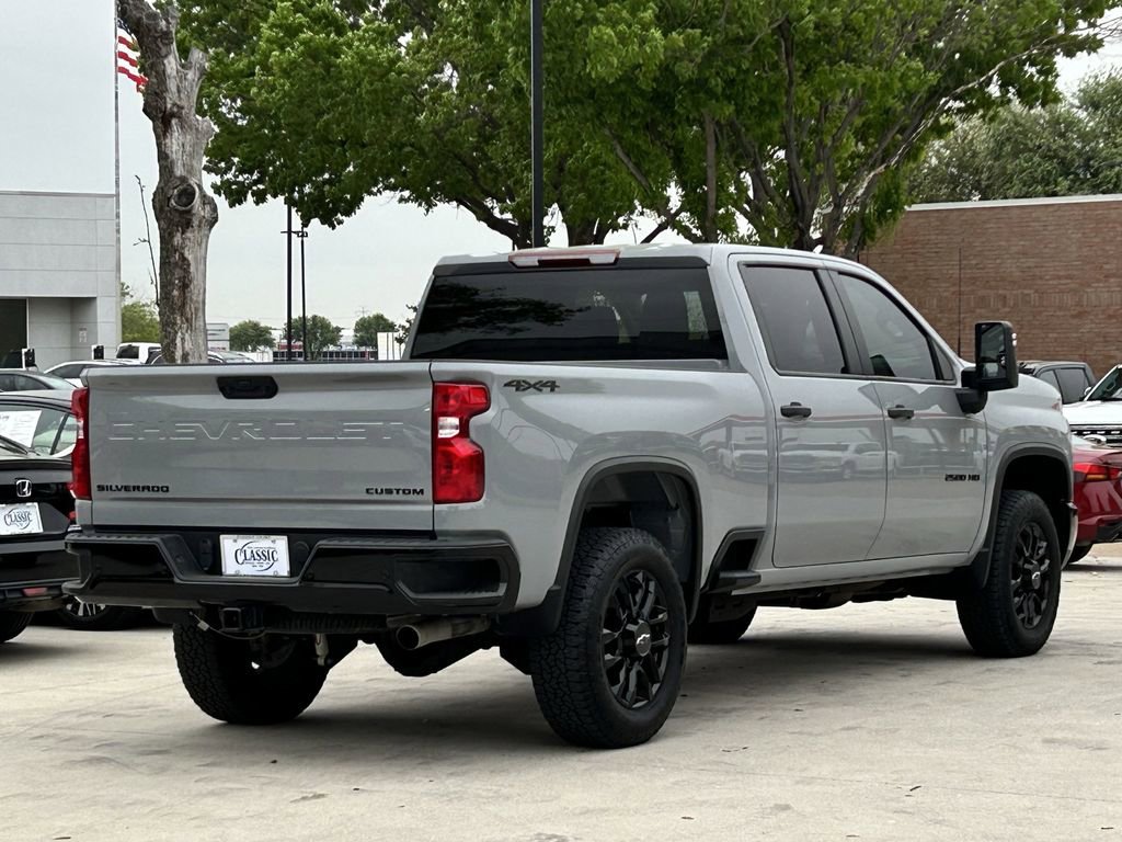 Used 2025 Chevrolet Silverado 2500 Custom w/ Custom Value Package image 4