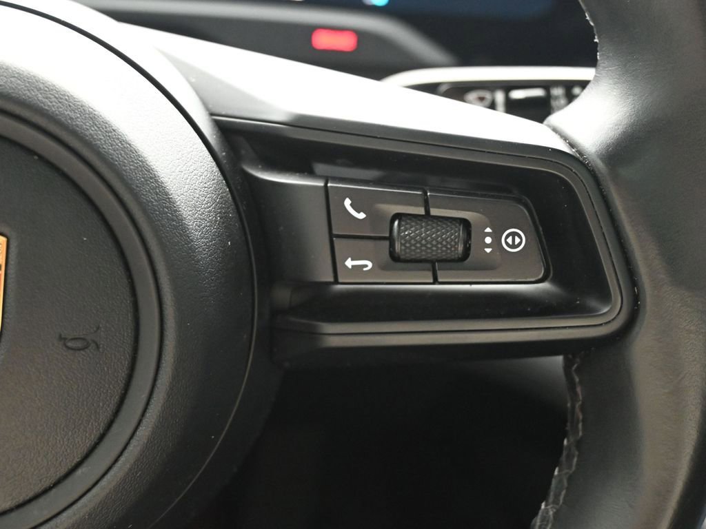 Used 2020 Porsche Taycan 4S image 20