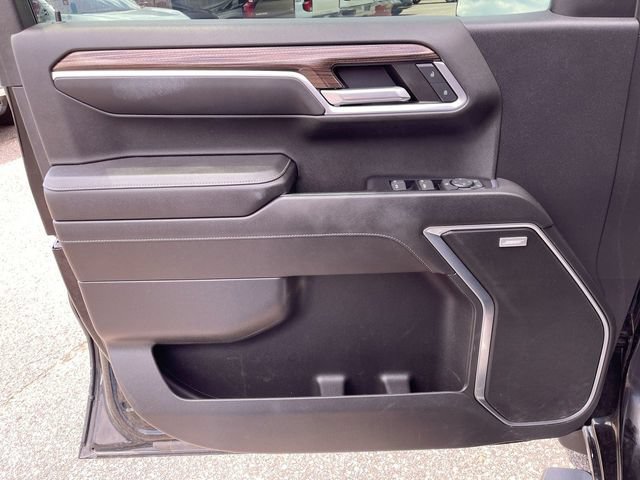Used 2022 Chevrolet Silverado 1500 RST AWD/4WD image 22