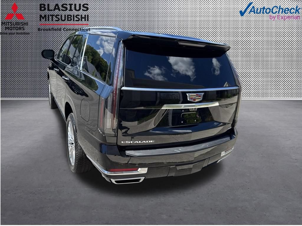 Used 2026 Cadillac Escalade Luxury AWD/4WD image 23