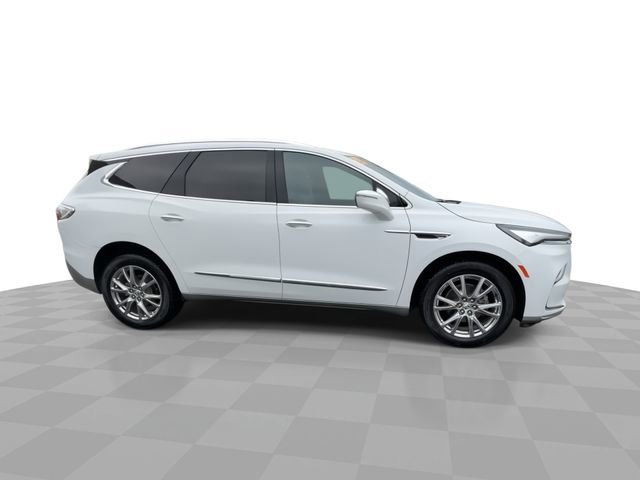 Certified 2024 Buick Enclave Essence w/ Experience Buick Package AWD/4WD image 9
