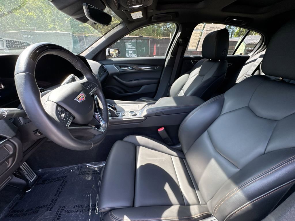 Used 2025 Cadillac CT5 Sport w/ Technology Package image 13