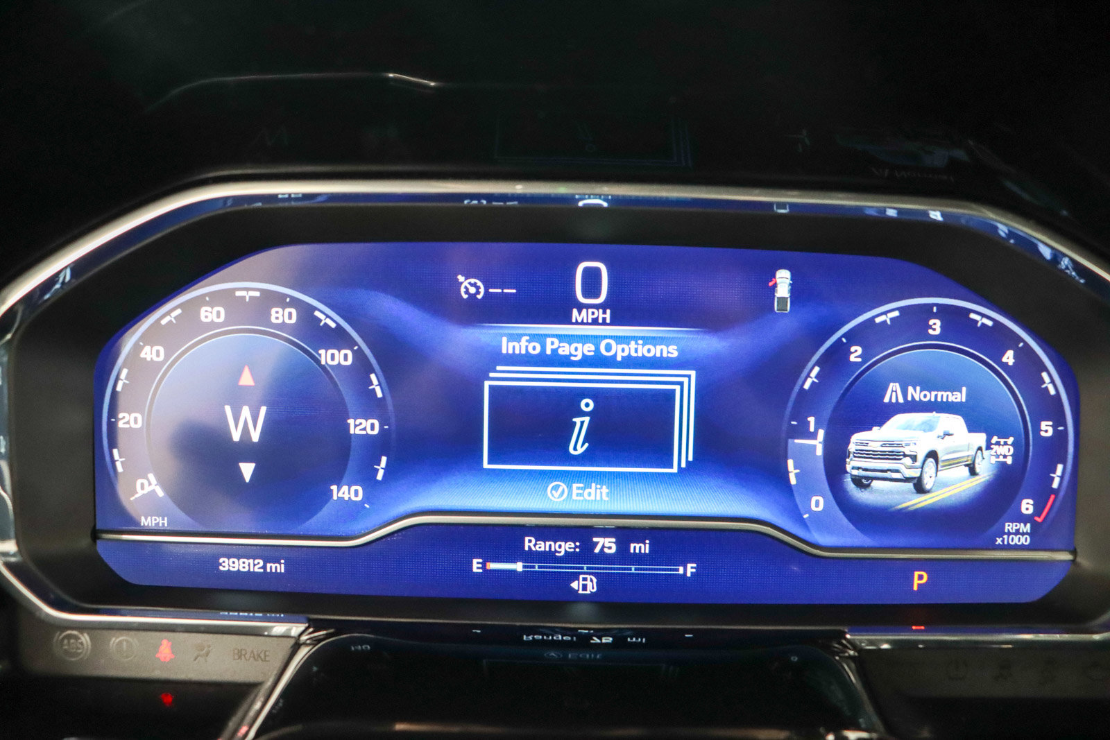 Used 2023 Chevrolet Silverado 1500 RST image 16