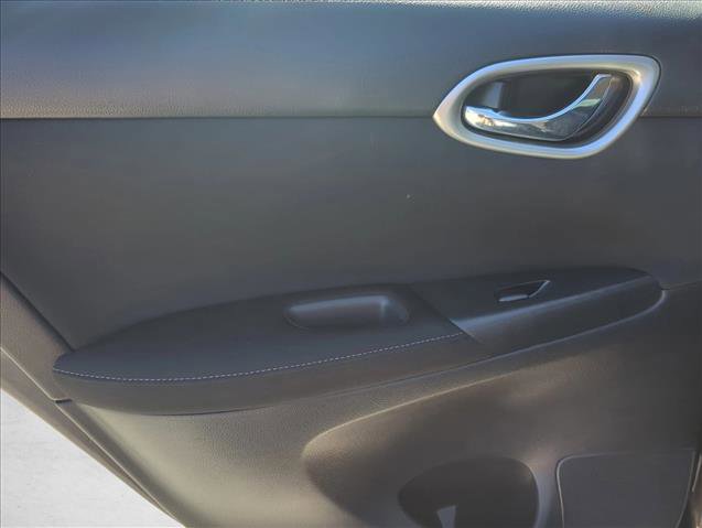 Used 2014 Nissan Sentra SV image 16