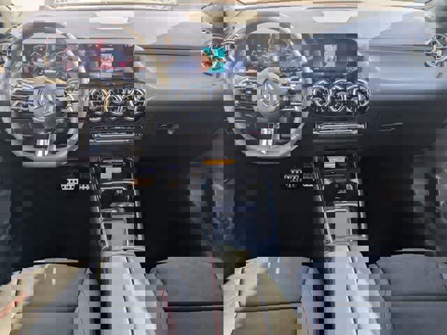 Used 2026 Mercedes-Benz GLA 250 image 16