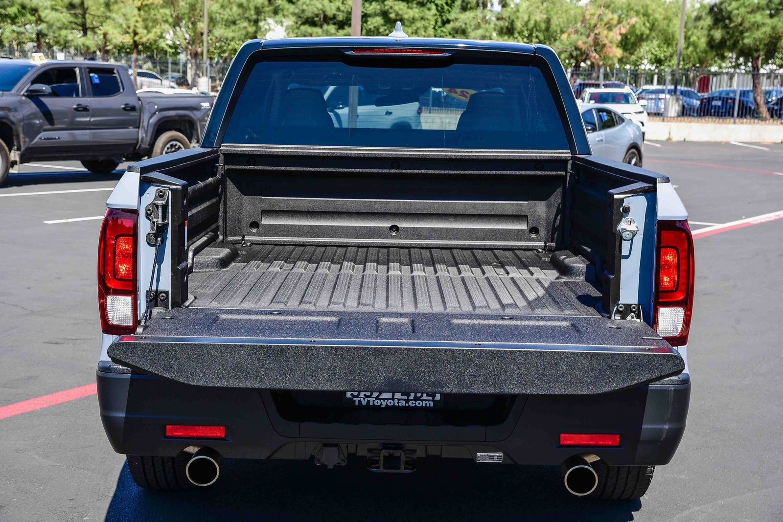 Used 2024 Honda Ridgeline Sport image 30