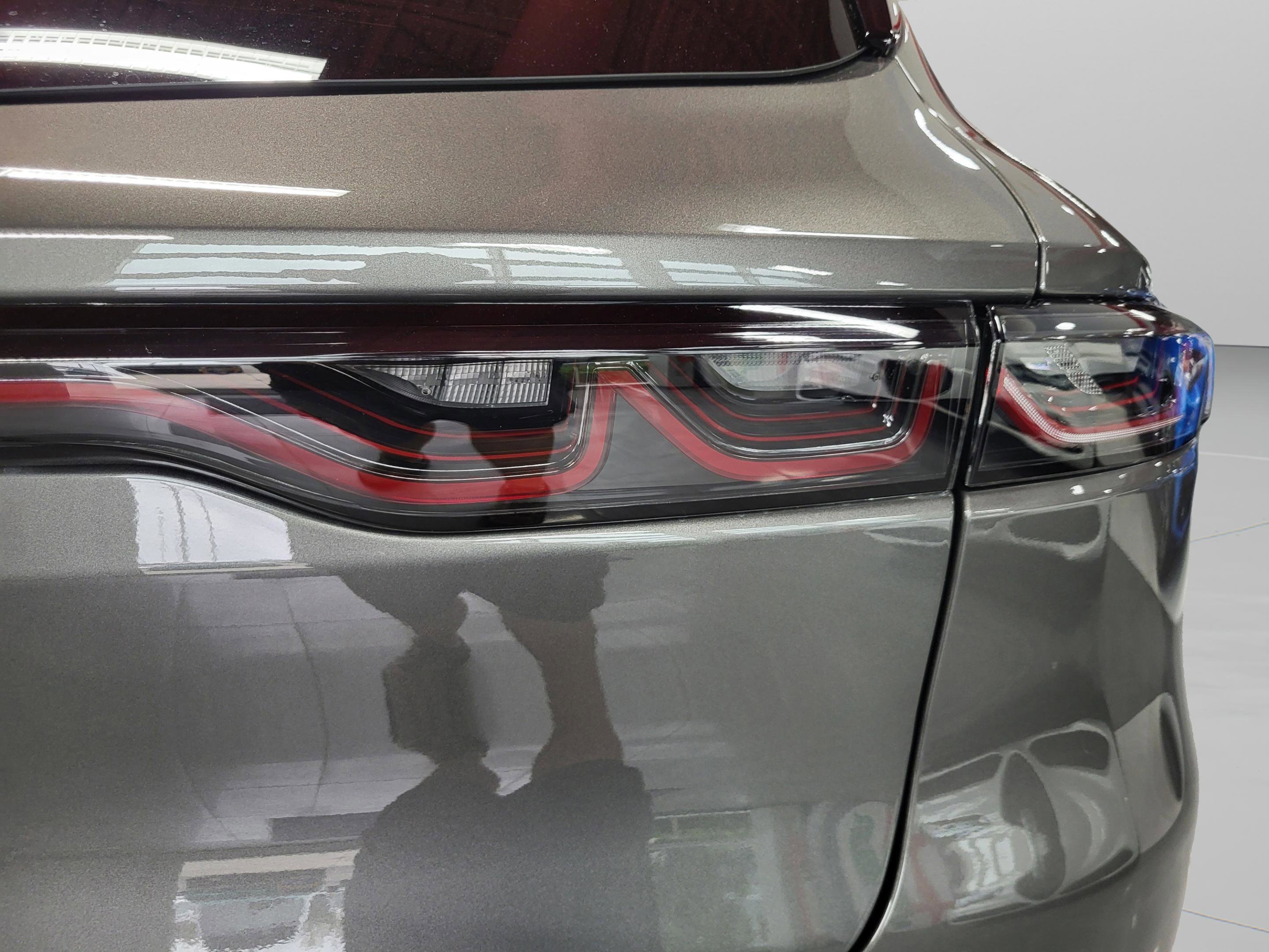 New 2025 Alfa Romeo Tonale w/ Premium Package image 19