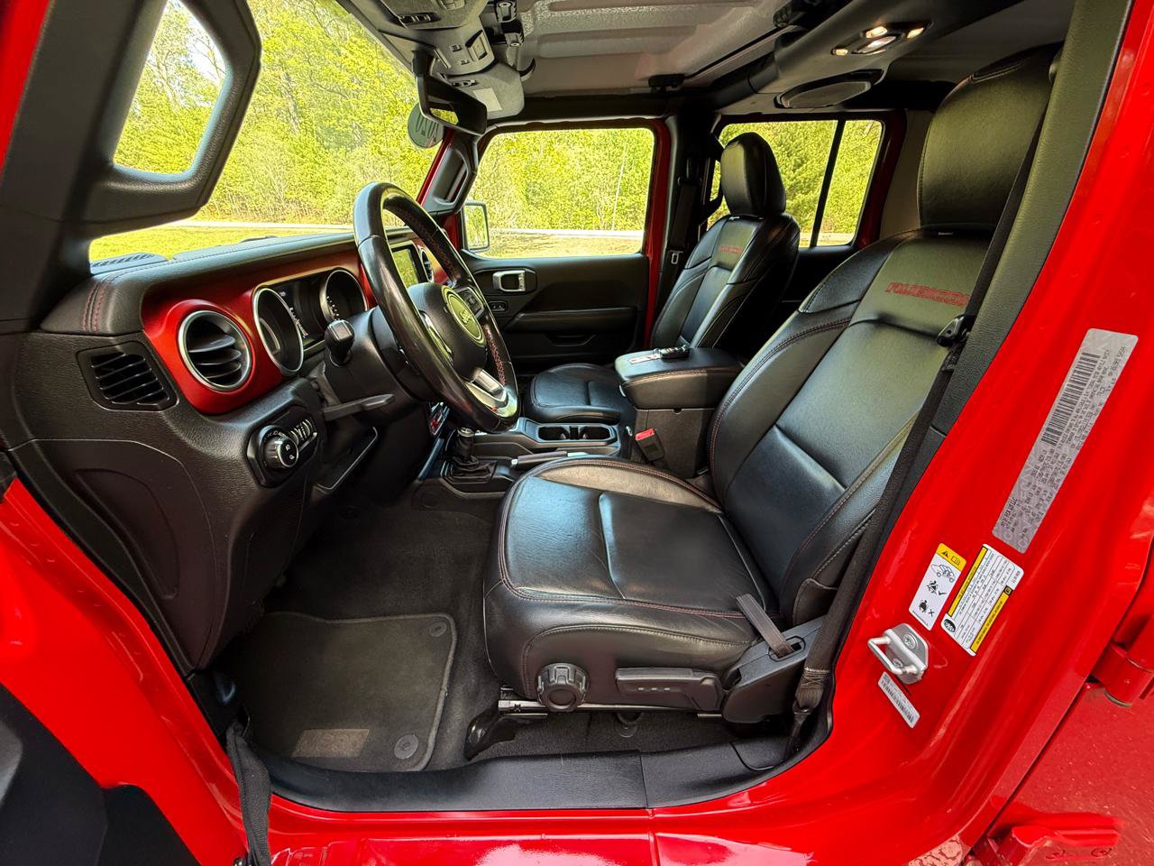 Used 2020 Jeep Gladiator Rubicon AWD/4WD image 14