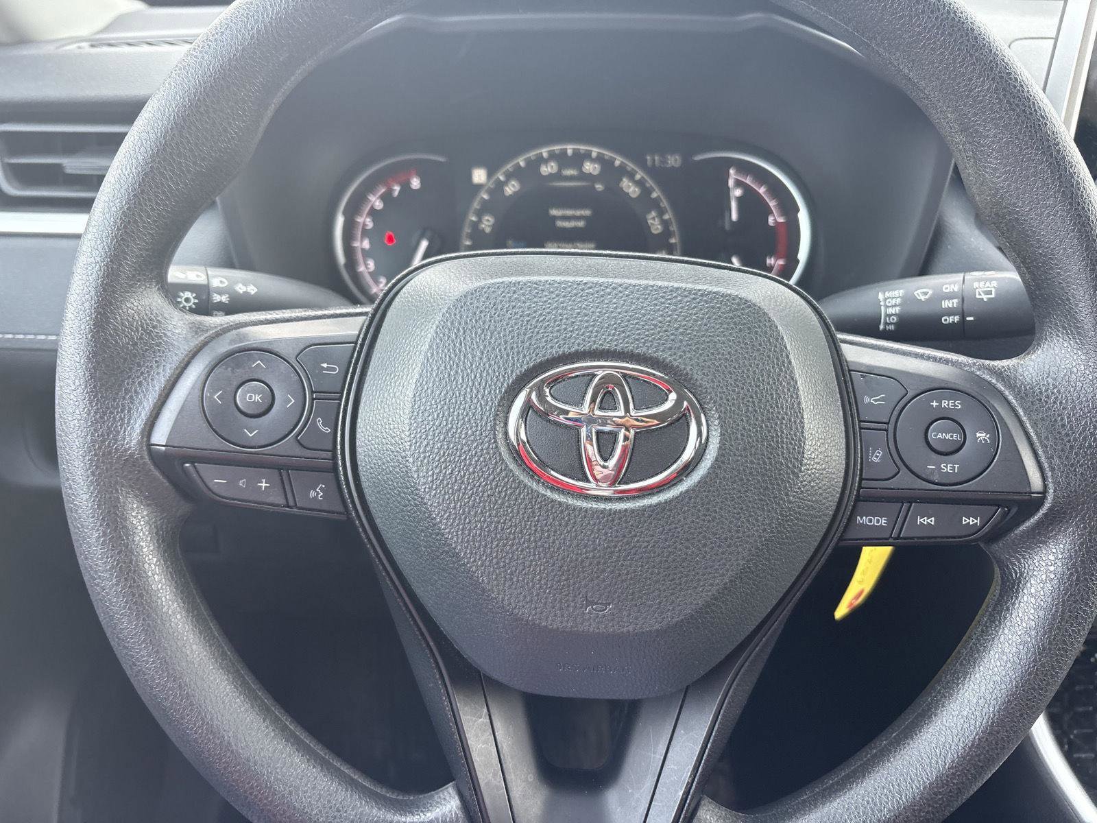 Used 2025 Toyota RAV4 LE image 11