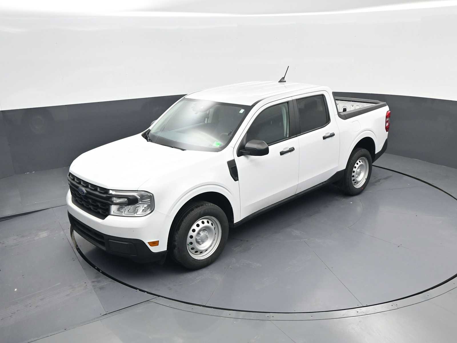 Used 2023 Ford Maverick XL image 28