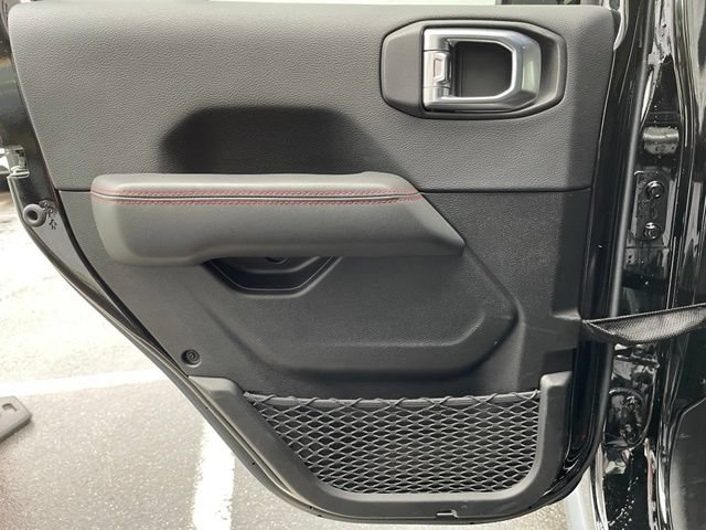 Used 2024 Jeep Gladiator Rubicon AWD/4WD image 23