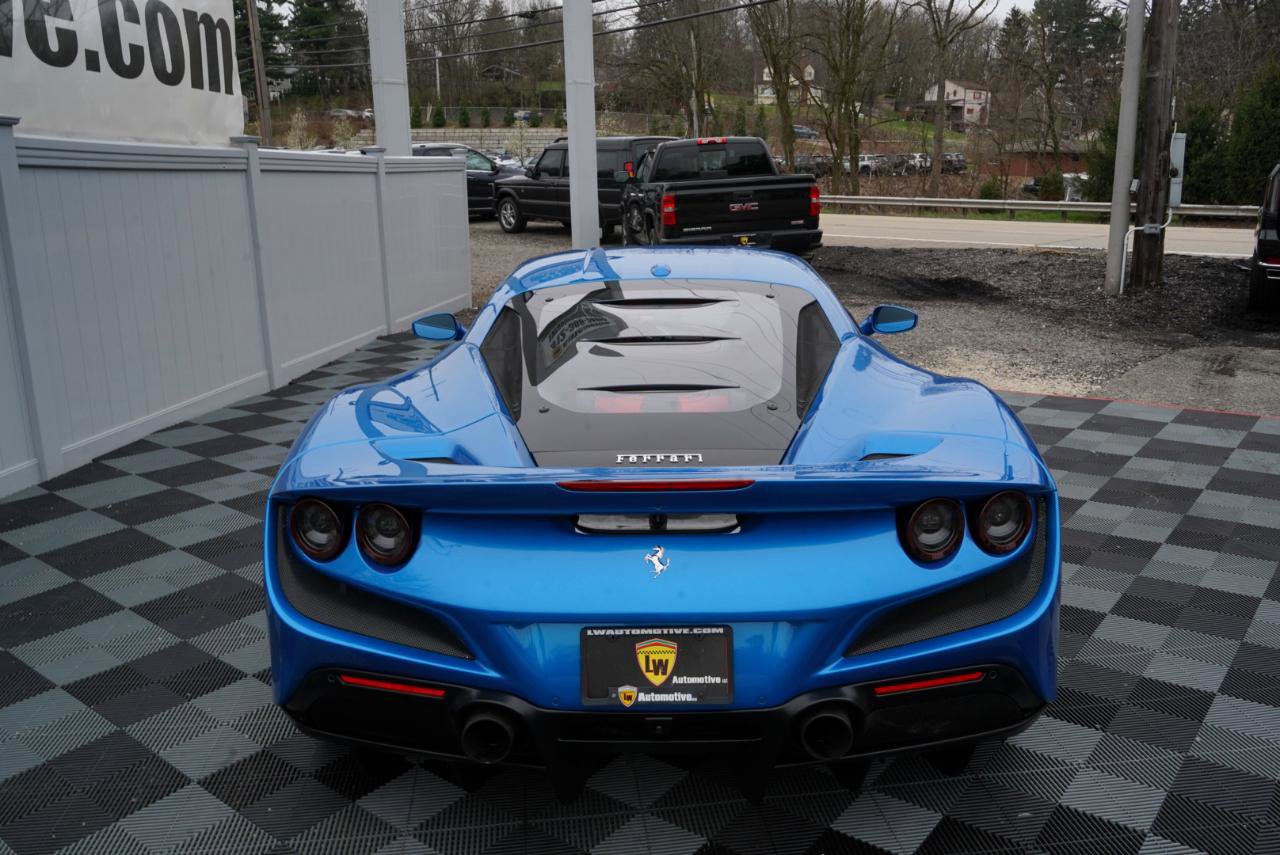 Used 2021 Ferrari F8 Tributo image 7